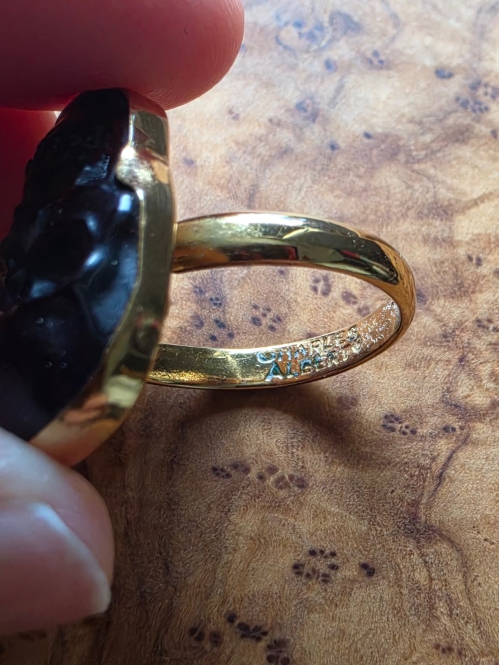 Alchemia Amethyst Skull Ring - Picture 7 of 7